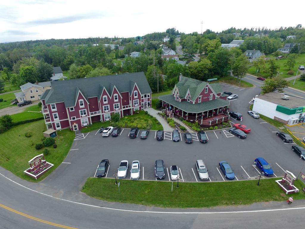 Lynwood Inn Baddeck Inlet Exterior foto