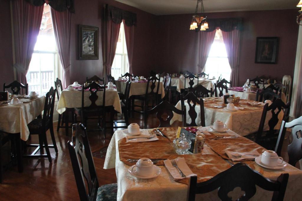Lynwood Inn Baddeck Inlet Exterior foto