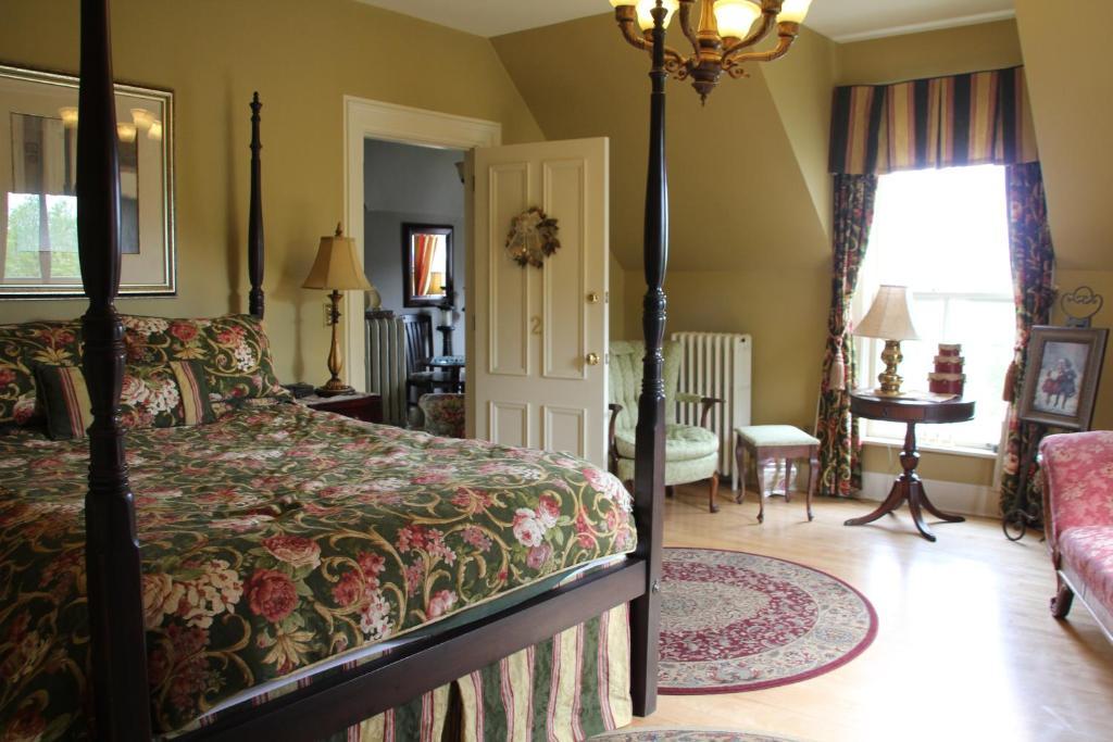 Lynwood Inn Baddeck Inlet Zimmer foto